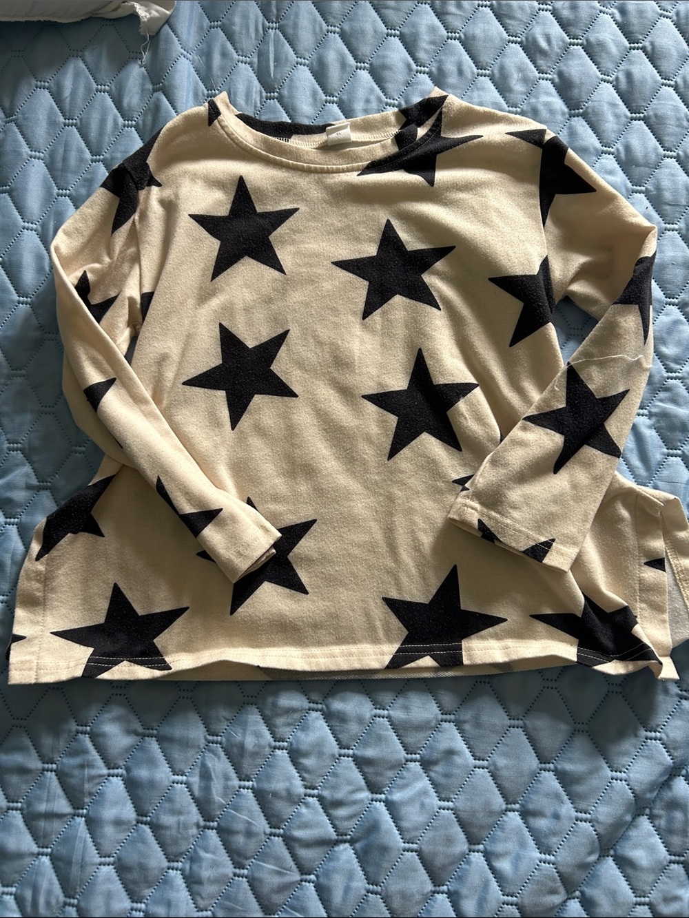 SHEIN Cream Long Sleeve Tee with Black Star Print